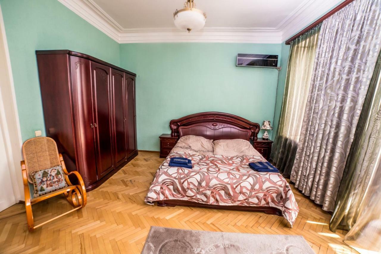Gold District Apartment Tiflis Dış mekan fotoğraf