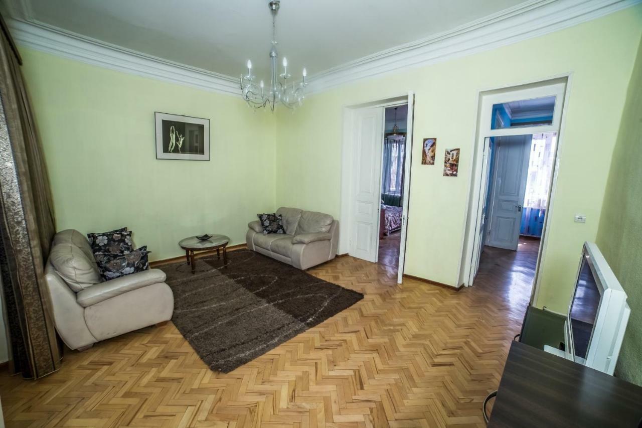 Gold District Apartment Tiflis Dış mekan fotoğraf