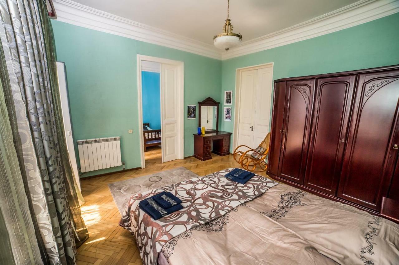 Gold District Apartment Tiflis Dış mekan fotoğraf